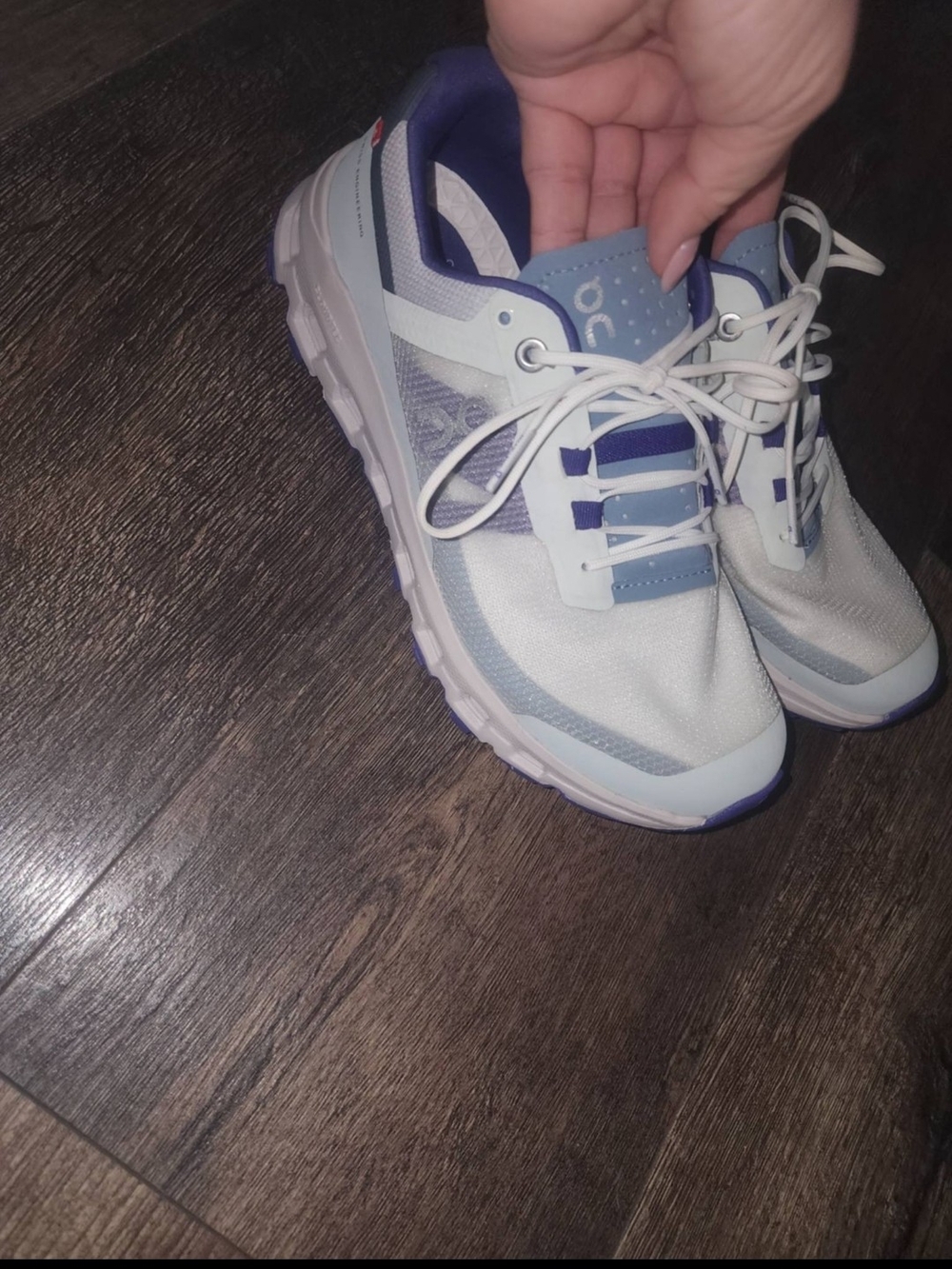 On Running Running Women’s White and PURPLE Cloud Sneakers